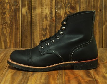 RED WING 8114 IRON RANGER