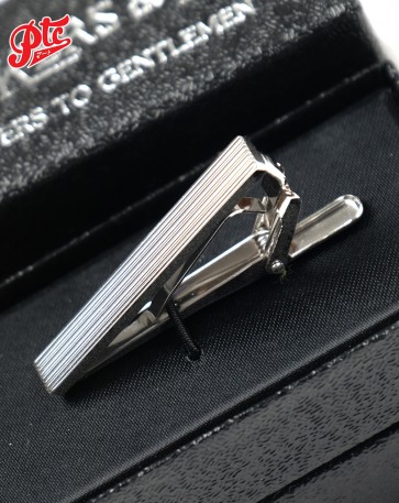 Tie Clip / Border